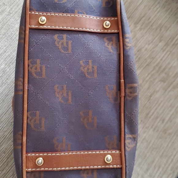 DOONEY - Picture 4 of 7